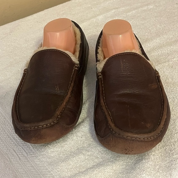 Ugg Ascot Imperfection Slippers Sz 9 - Picture 10 of 12